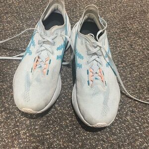 Women ASICS novablast